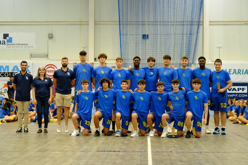 GALERIA DE FOTOS de la clausura de otra gran temporada del Dénia Bàsquet Club y la escuela GALERIA DE FOTOS de la clausura de otra gran temporada del Dénia Bàsquet Club y la escuela